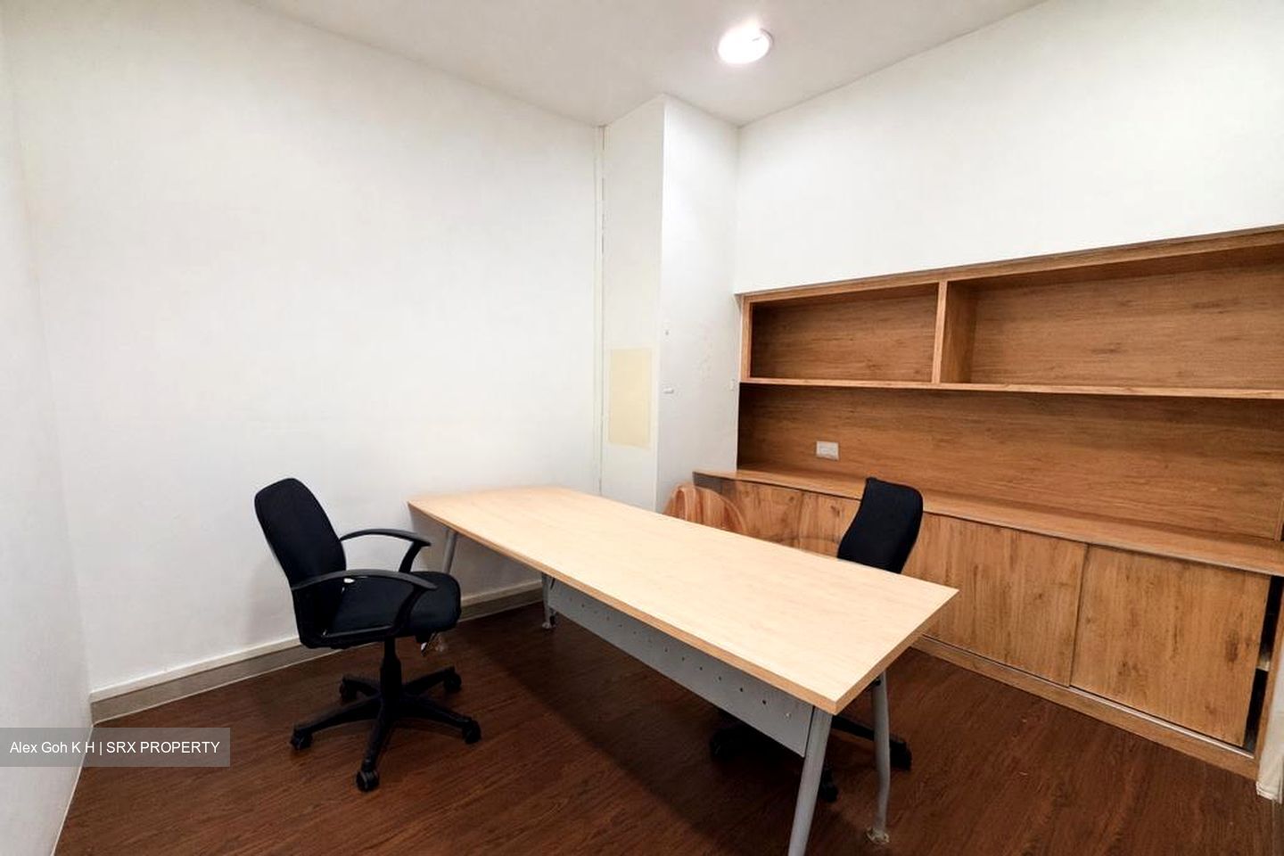Poly Credit Building (D8), Office #537568961